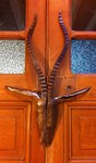 poign&eacute;e gazelles sur porte double battants, fer pur forg&eacute; VEN DU